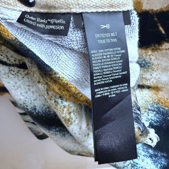 NEW Outer Banks X Volcom Pogue Party Blanket Tie Dye Tassel Y2K Beach Netflix - Picture 4 of 7